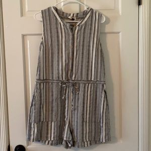 Universal Thread Romper
